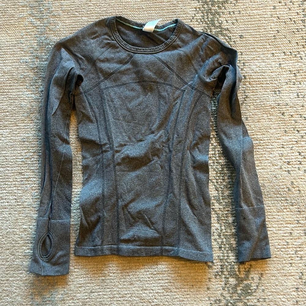 Ivivva Grey athletic shirt
